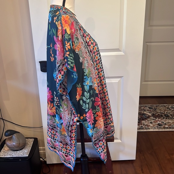 COPY - Johnny Was Silk Tunic - Picture 8 of 15